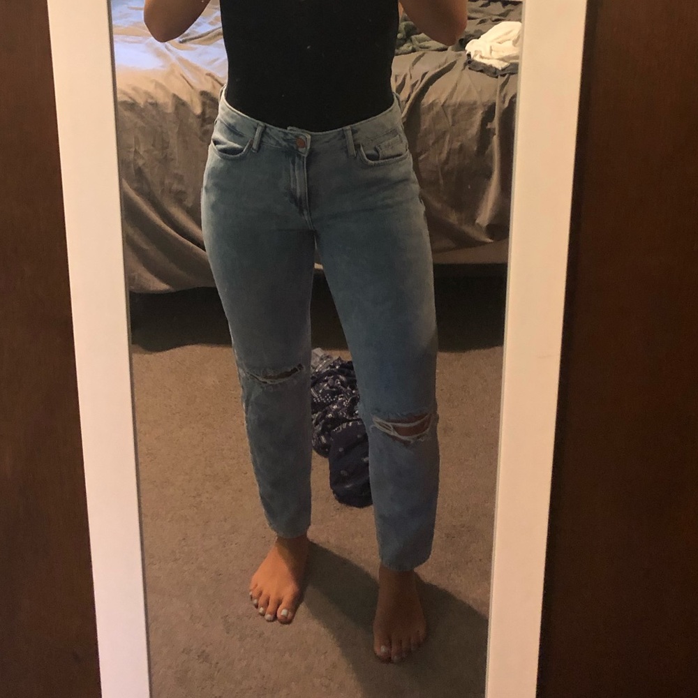 Ripped knee mom jeans